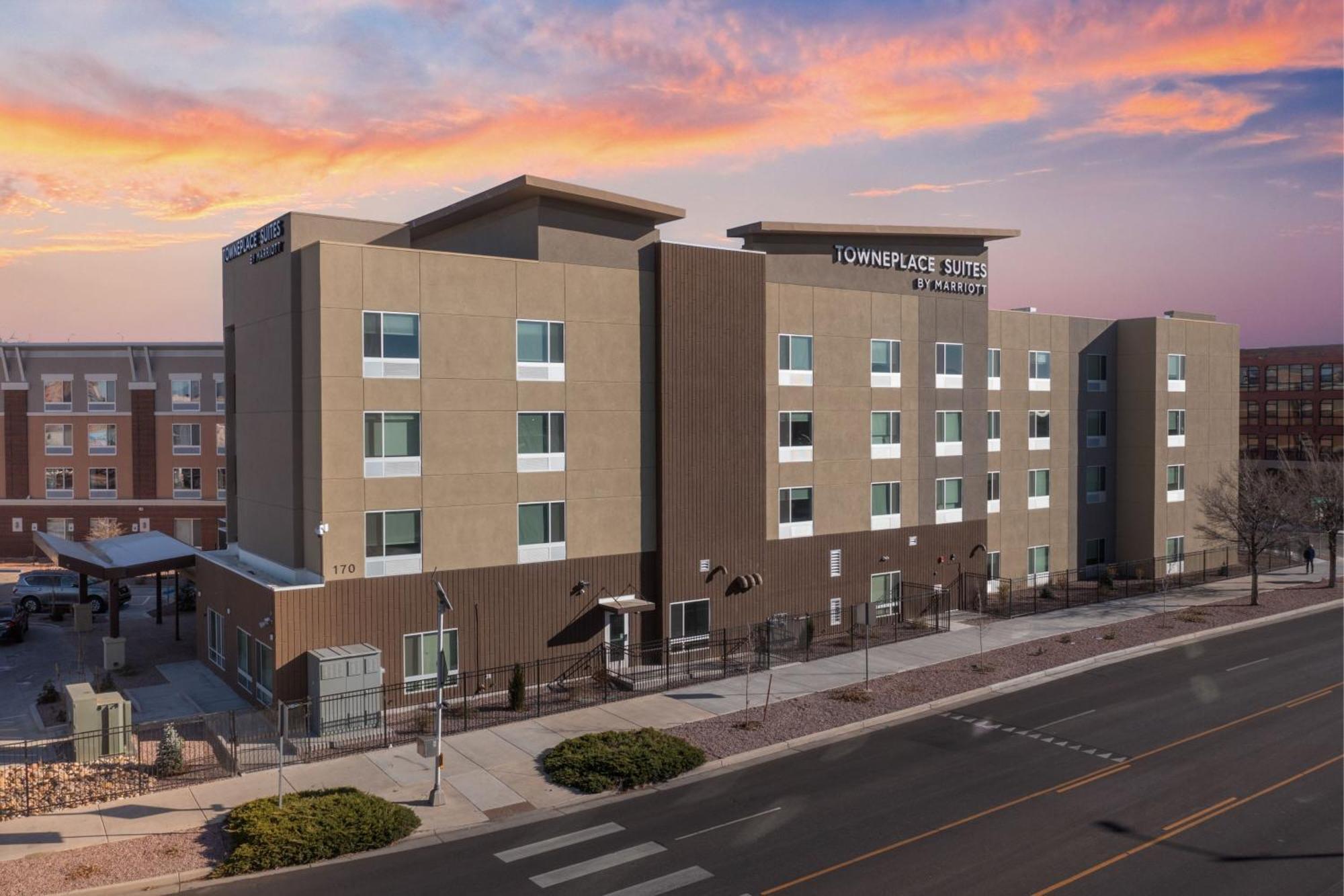 Towneplace Suites By Marriott Pueblo Downtown Eksteriør billede